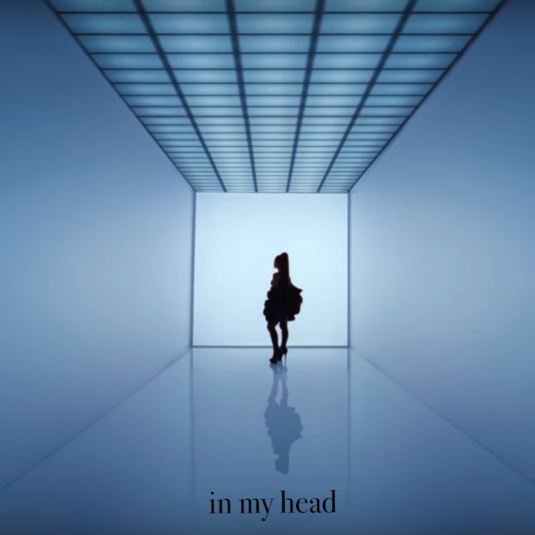 Ariana Grande - in my head